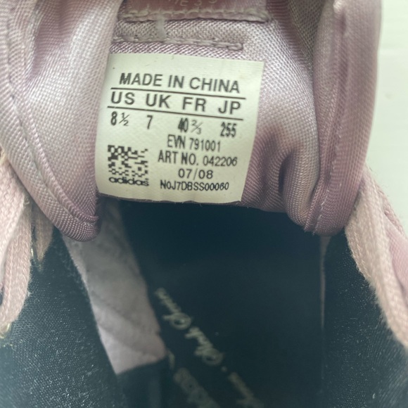 Adidas sleek series high tops. Lavender iridescent colour. So pretty. - Picture 4 of 4